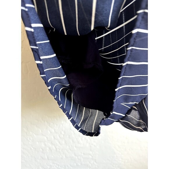 Honey Punch Navy Nautical Romper Woman's Size M Shorts Summer Beachy - Picture 11 of 16